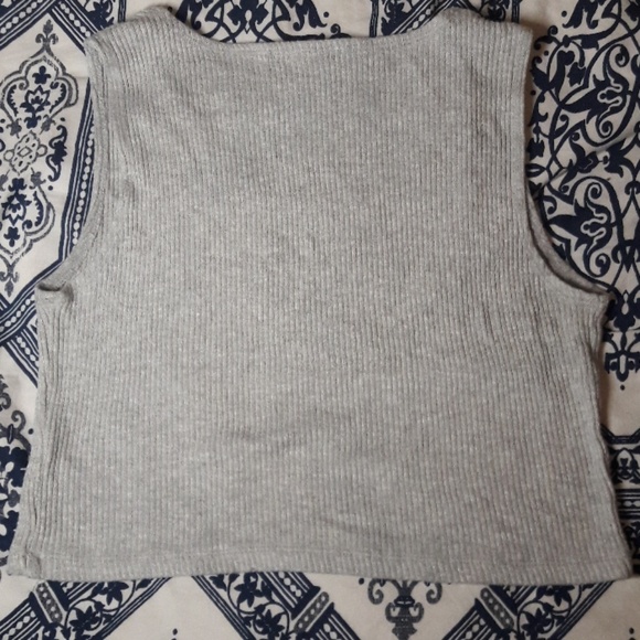 Grey Ribbed Crop Top - Picture 2 of 3